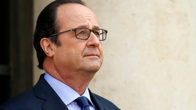 Row over François  Hollande’s €10,000 monthly hairdressing bill