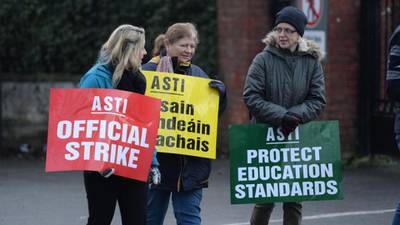 Teachers say report cards a way to end strike