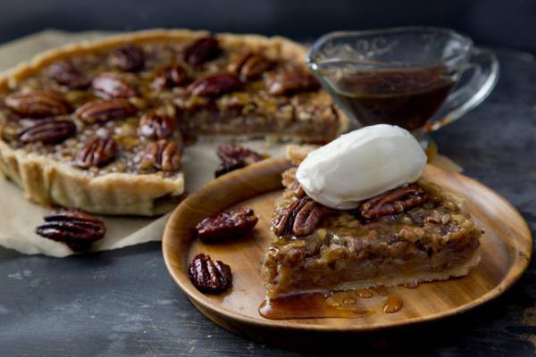 A pecan pie fit for any Thanksgiving celebration