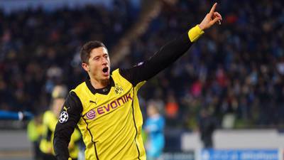 Dortmund ease a step closer to last eight