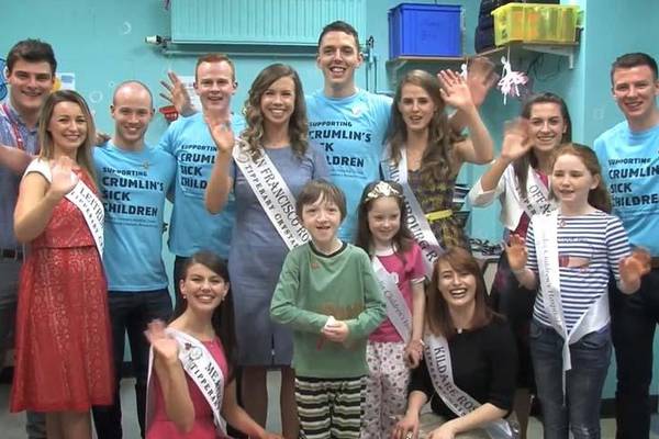 Roses of Tralee sing for Crumlin children’s hospital