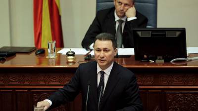 Western envoys gather Macedonia rivals for crisis talks