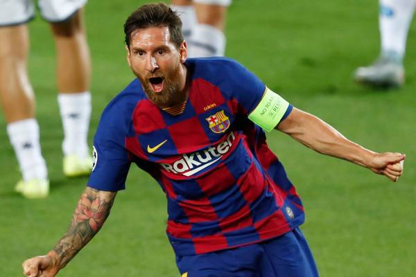 Messi weaves his magic again to guide Barça past Napoli
