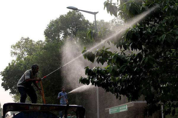 India to spray water over New Delhi amid deepening smog emergency
