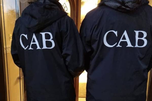 Cab seizes six cars, cash, luxury items in Kildare raids by over 150 officers