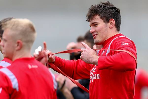 Jacob Stockdale starts as Ulster travel to play Glasgow Warriors