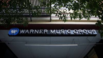 Warner Music lands $1.9bn share sale for owner Len Blavatnik