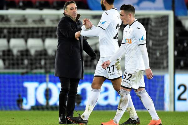 Carlos Carvalhal tells Swansea players to dream of Wembley