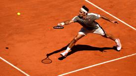 Easy does it as Federer waltzes into French Open quarter-finals