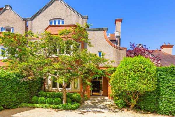 Period-style living on Ailesbury Road for €3.5m