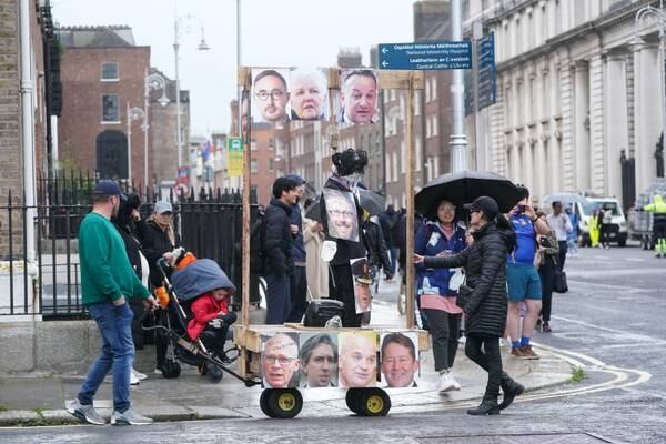 Dáil protests: Use of mock gallows investigated as potential criminal offence 