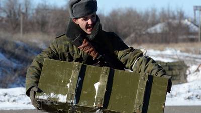 Ukraine seeks help as rebels move on key town
