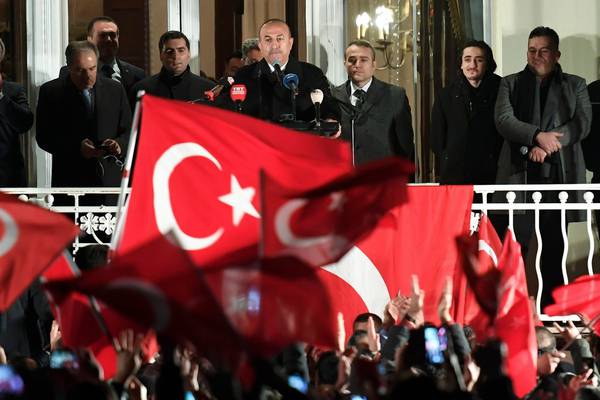 Germany and Turkey in bid to avert diplomatic meltdown