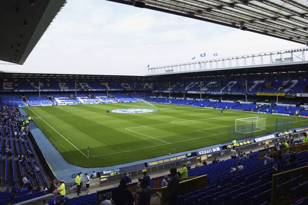 Everton call in insolvency advisers amid fresh doubt over 777 takeover