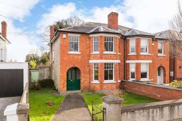What sold for around €700k in Clontarf, Dalkey, Glenageary and D14