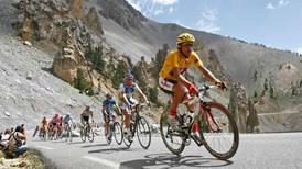 Tour de France organisers unveil sparkling 2015 route