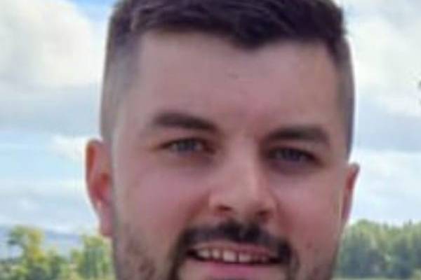 Gardaí and locals search for missing man in Ballybunion