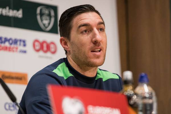 Stephen Ward says Irish teamwork must  stifle   Bale threat