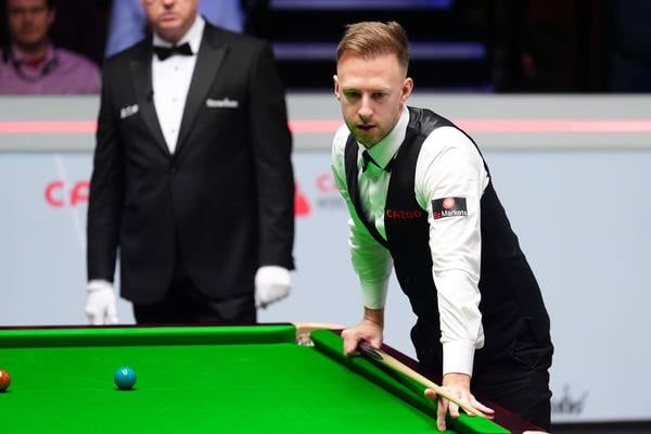Qualifier Jak Jones shocks Judd Trump to reach world snooker semi-finals