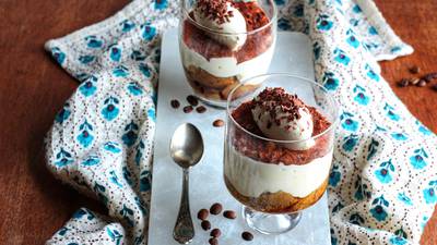 Fancy a fast, no-fail dessert? Here's an easy peasy tiramisu