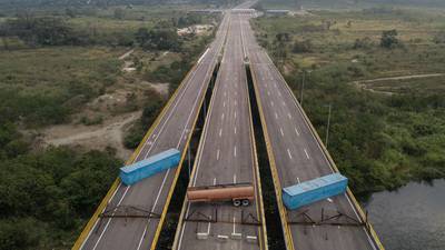 Venezuela blocks highway to stop aid shipment