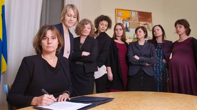 Is Sweden’s deputy PM parodying Trump with all-woman photo?