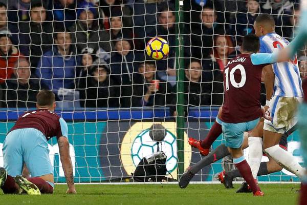 West Ham rout Huddersfield as resurgence continues