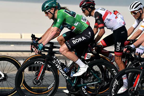 Sam Bennett outmanoeuvred on stage two of UAE Tour as Mark Cavendish wins