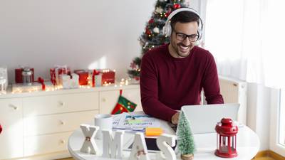 Christmas tech: Bluetooth headphones to block out the world