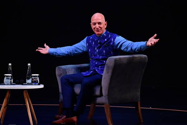 Jeff Bezos sells €3.2bn of Amazon shares in a week