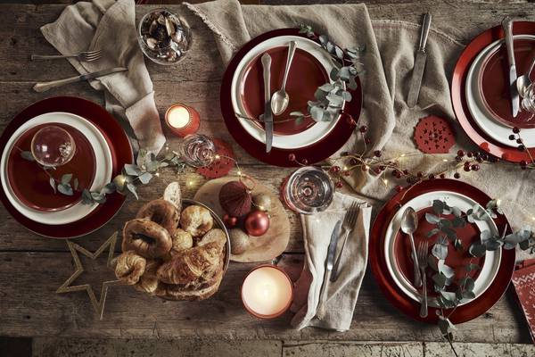 How to dress your table in style for Christmas Day