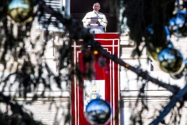 Pope Francis calls for unity among different faiths in Christmas address