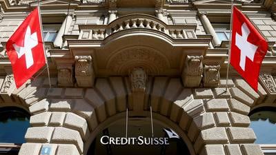 Credit Suisse changes bonus rules in a bid to retain senior staff