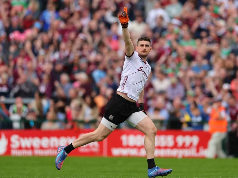 Connor Gleeson’s late free wins Galway third Connacht title in a row