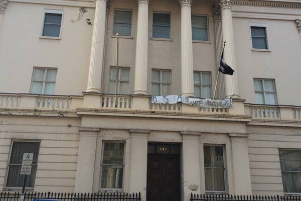 Squatters turn oligarch’s empty London house into homeless shelter
