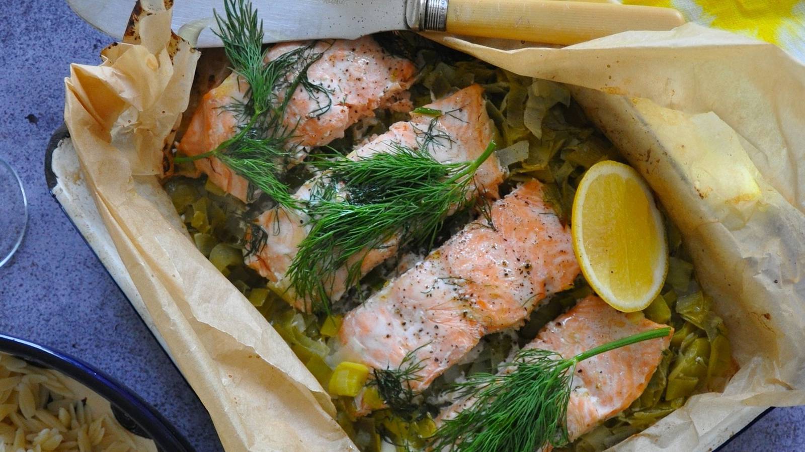 Buttered leeks, salmon and dill with orzo: a healthy dish bursting with ...