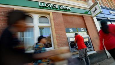 Lloyds buys MBNA credit cards business for £1.9bn
