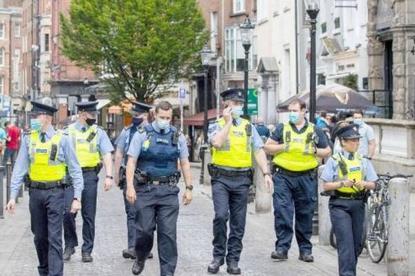 Garda revises its policing of outdoor socialising in Dublin following criticisms