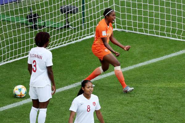 Netherlands top group with hard-fought win over Canada
