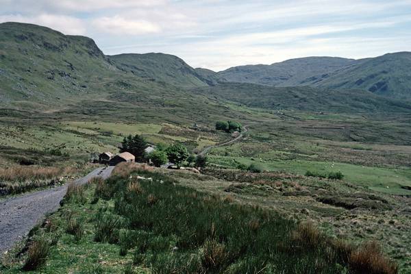 It is 1970, and two ‘Yanks’ have moved to Donegal’s Blue Stack mountains
