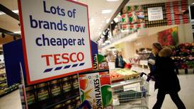 Tesco retains grocery market lead