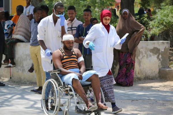 Suicide attack kills six at government building in Somali capital