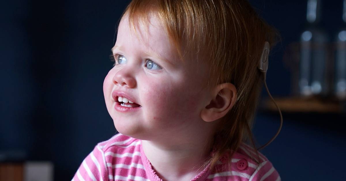 Un enfant britannique retrouve l’audition grâce au premier essai de thérapie génique au monde – The Irish Times