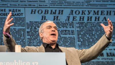 Kasparov urges fightback against online propaganda