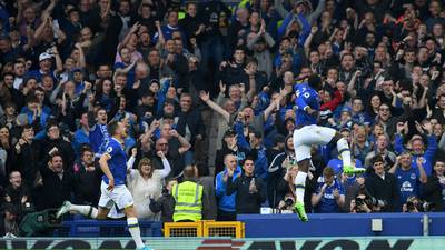 Romelu Lukaku and Everton end Leicester’s revival