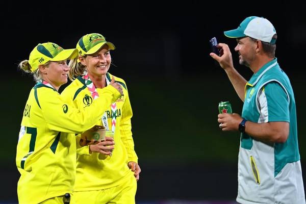 Healy powers Australia past England to win Women’s Cricket World Cup