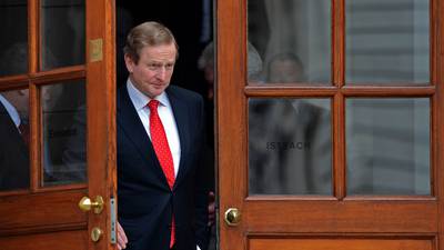 Alex Salmond: Enda Kenny must  make friends in Dáil, and quickly