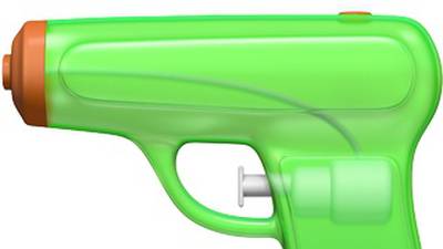 Apple slings out gun emoji for water pistol