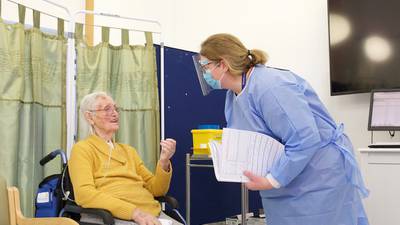 Dublin woman (95) becomes first nursing home resident in the State to be vaccinated