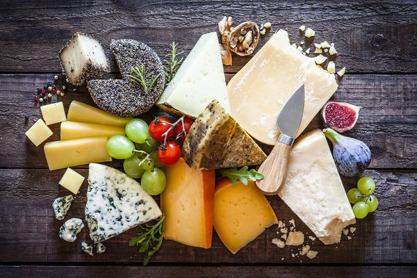 How to make the most of your Christmas cheeseboard